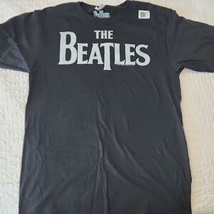 The Beatles Short Sleeve Tee, NWT. Size Snall